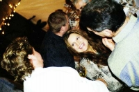 Jeannie talks to other guests